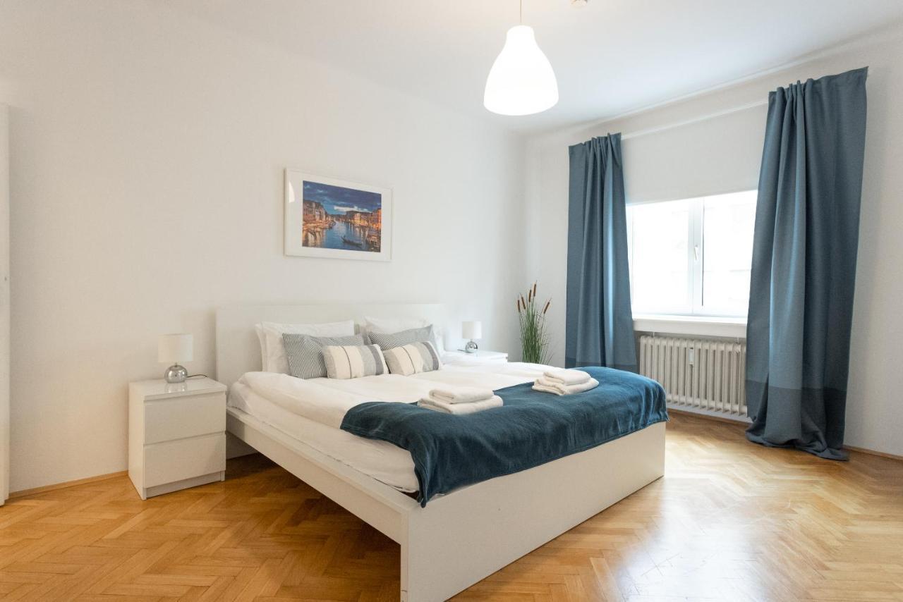 City Center Operastreet Apartment "Italy" Виена Екстериор снимка